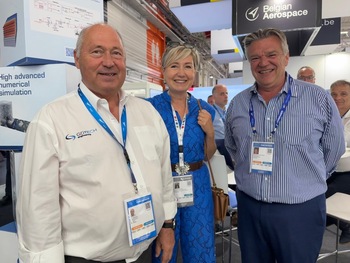 Guy Janssen - CEO de GDTech, Cécile Neven et Geoffroy-Vincent Cammermanss - CEO de Dumoulin Aero.