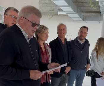 Cécile Neven, Yves Coppieters, Maxime Prévot et Philippe Hendrick, président du CA de l'ASBL St Jean-Baptiste de la Salle.