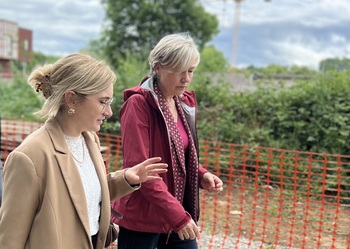 Cécile Neven et Alice Marique, directrice pédagogique ASBL Saint-Jean Baptiste.